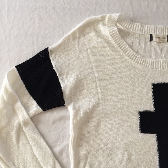 White and Black Cross Sweater - Picture 2 of 3